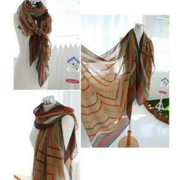 Vintage Style Fashion Scarf - Picture 3 of 3
